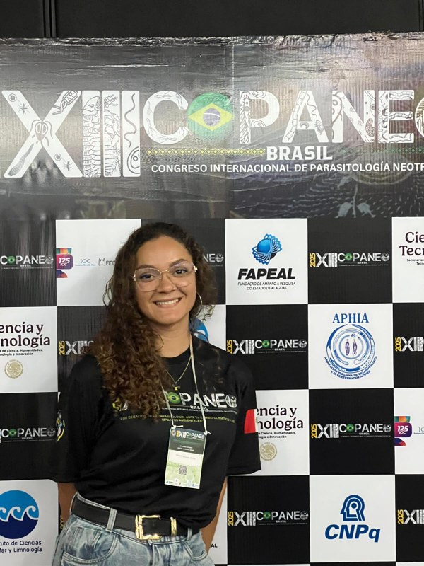 Debora Camargo